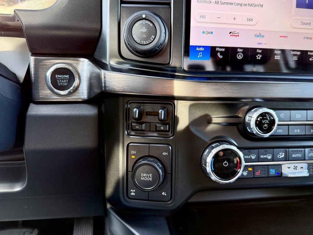 2023 Ford F-350SD Lariat