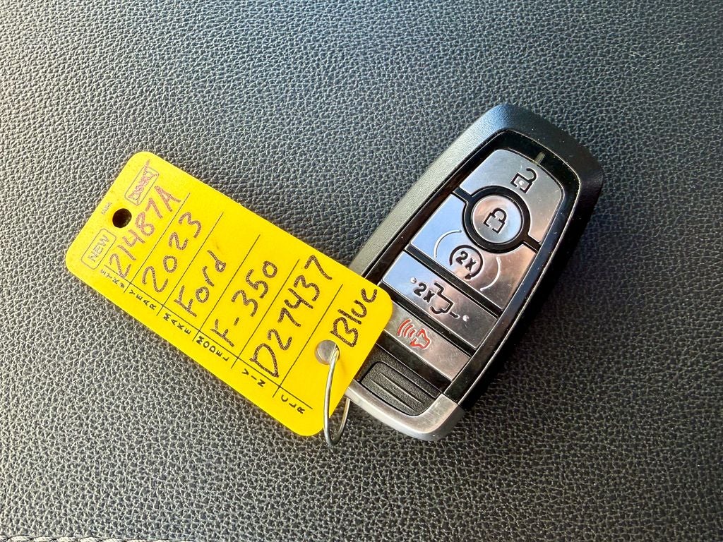 2023 Ford F-350SD Lariat