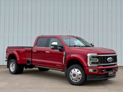 2024 Ford F-450SD Platinum