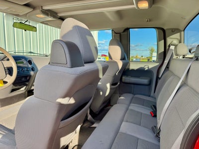 2004 Ford F-150 XLT