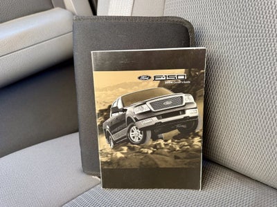 2004 Ford F-150 XLT