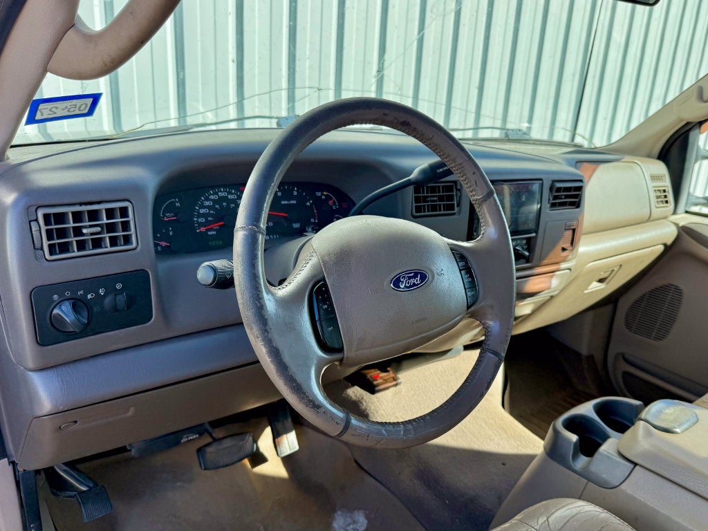 2003 Ford F-350SD Lariat DRW