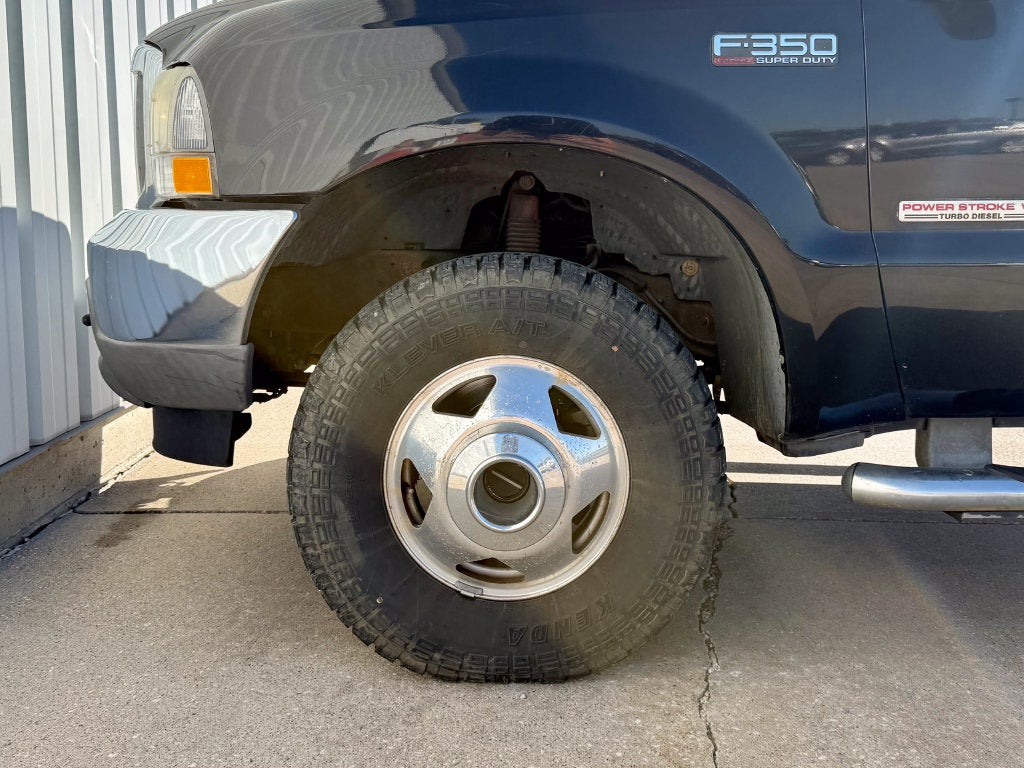 2003 Ford F-350SD Lariat DRW