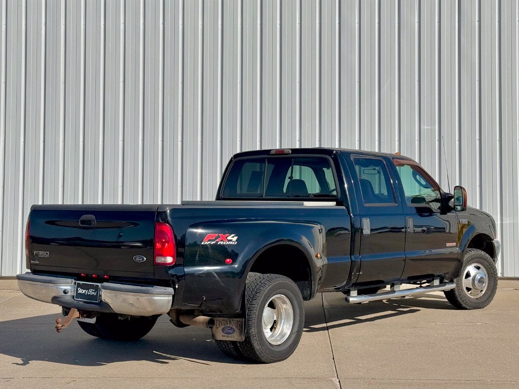 2003 Ford F-350SD Lariat DRW