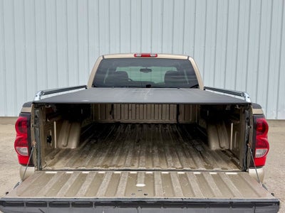 2004 Chevrolet Silverado 1500 LS