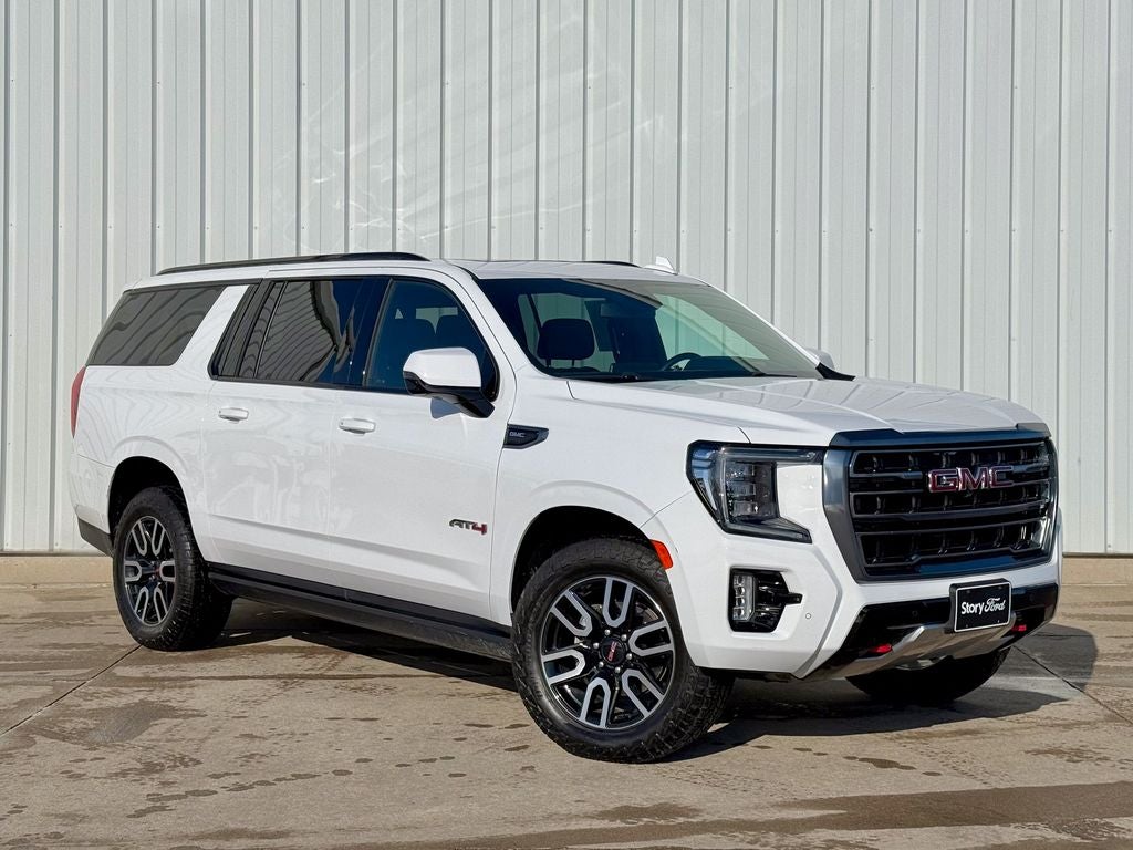 2023 GMC Yukon XL AT4