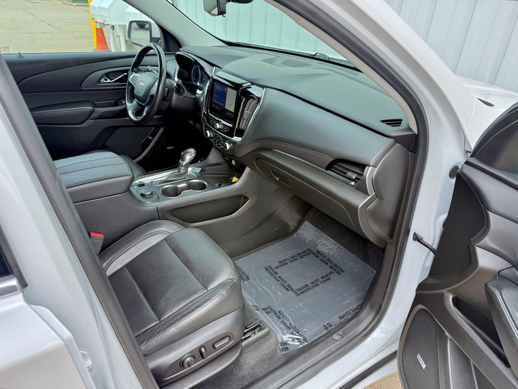 2021 Chevrolet Traverse Premier