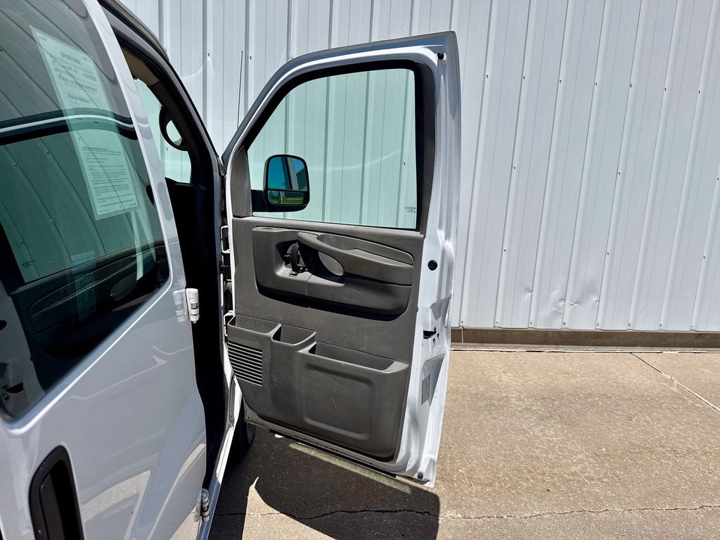 2014 GMC Savana 2500 Work Van