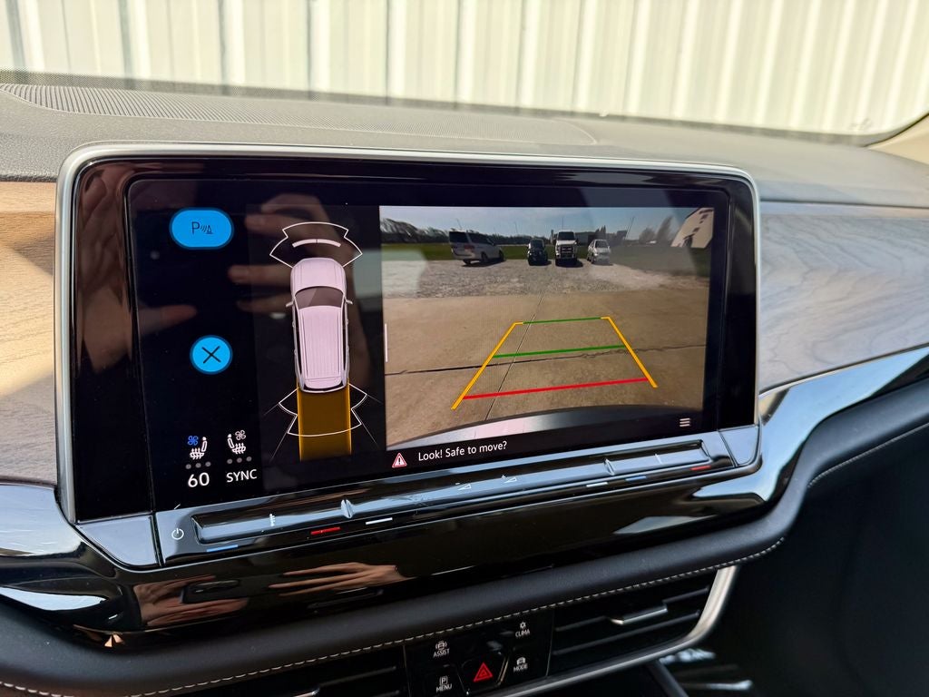 2025 Volkswagen Atlas 2.0T SE w/Technology