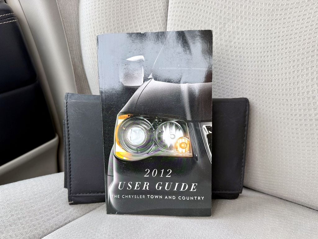 2012 Chrysler Town & Country Touring