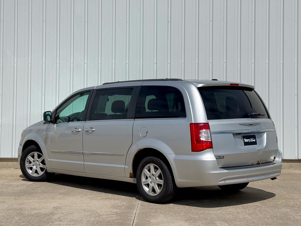 2012 Chrysler Town & Country Touring