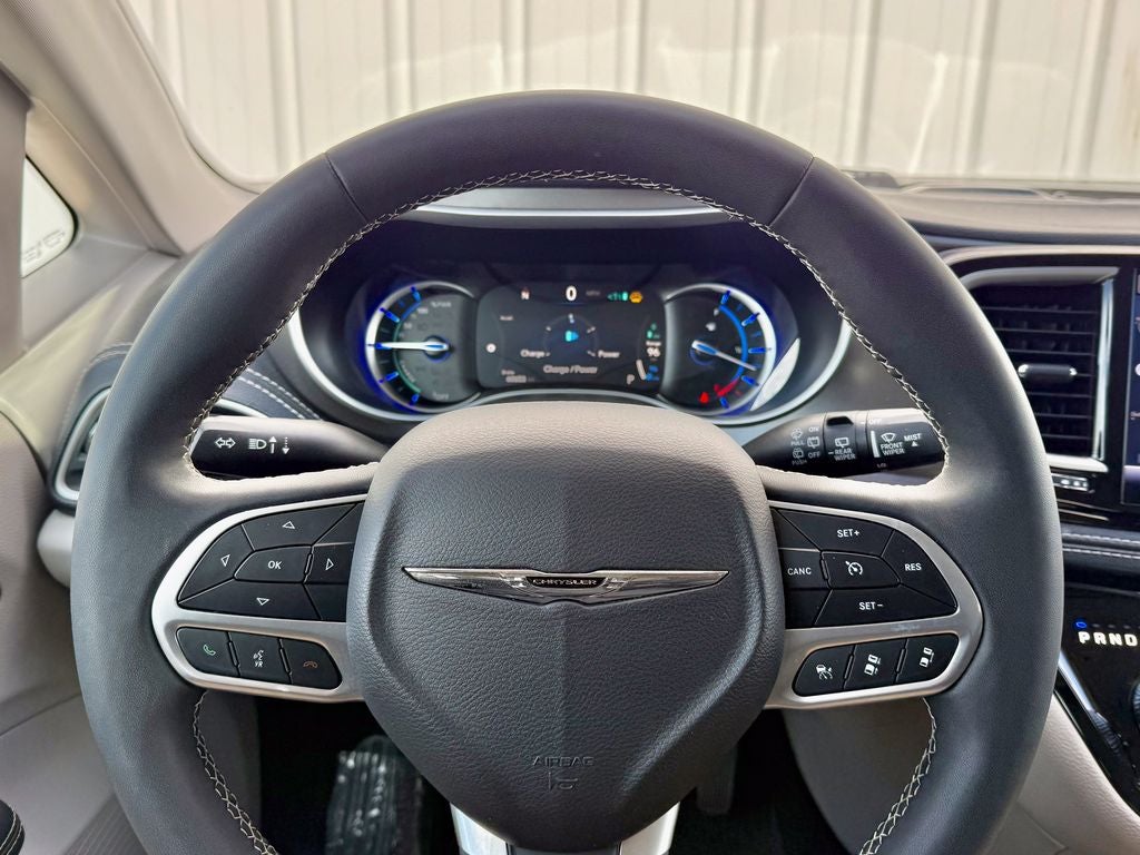 2024 Chrysler Pacifica Hybrid Select