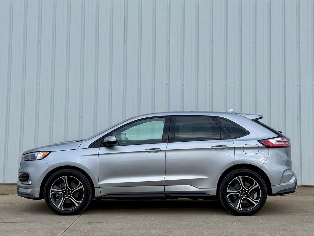 2020 Ford Edge ST