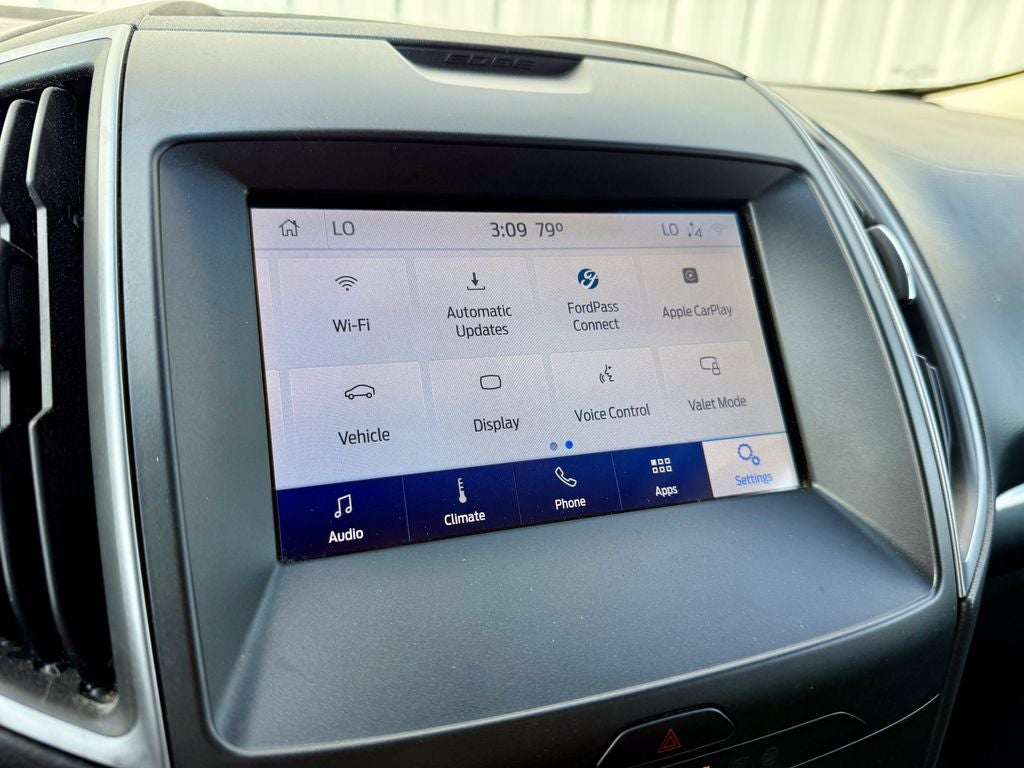 2020 Ford Edge SE