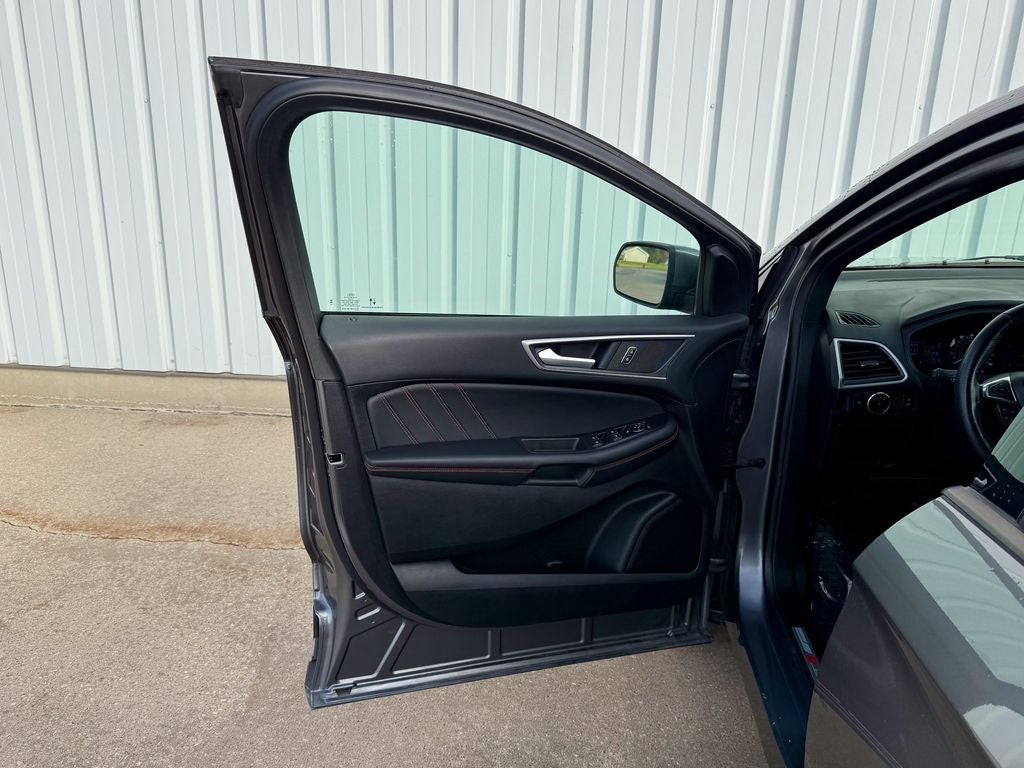 2024 Ford Edge ST Line
