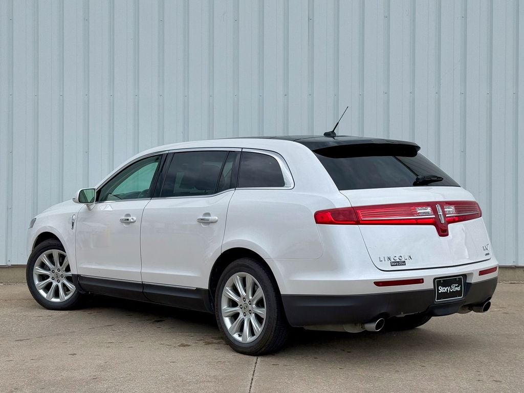 2016 Lincoln MKT EcoBoost