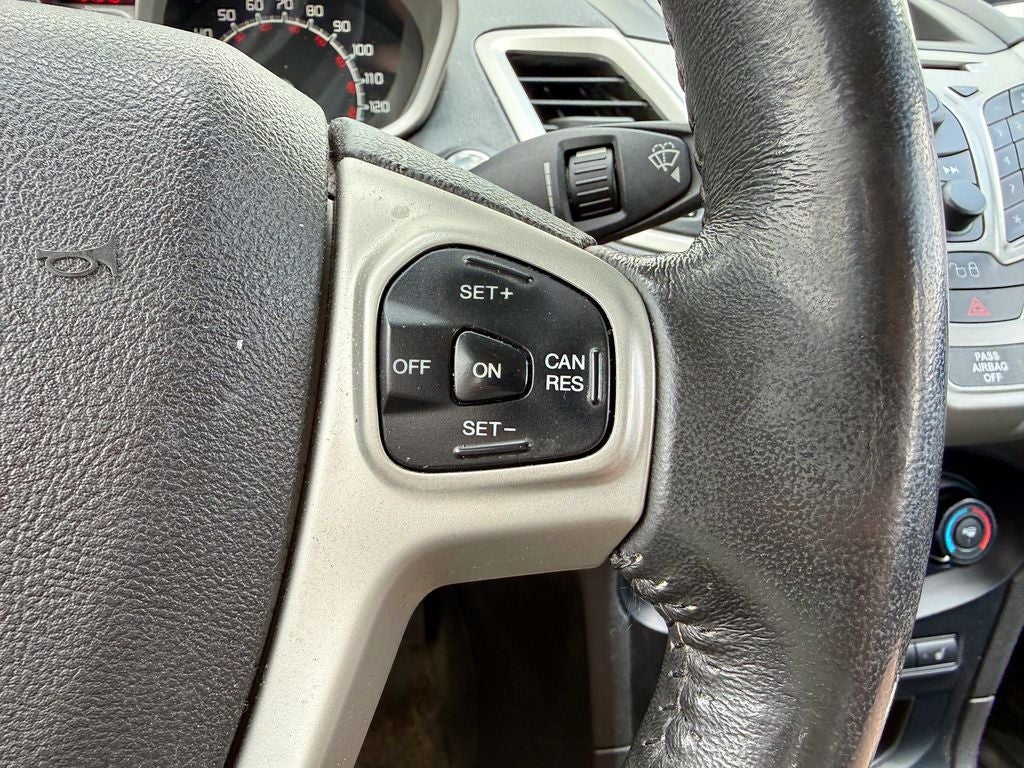 2011 Ford Fiesta SES