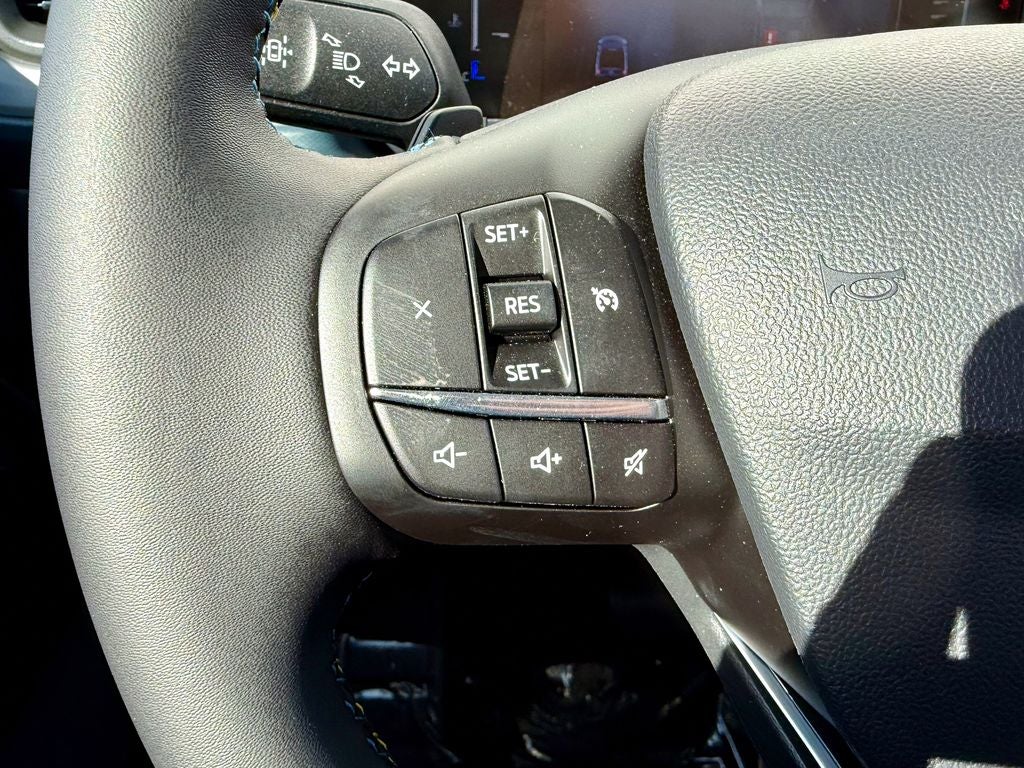 2025 Ford Maverick Lobo Standard