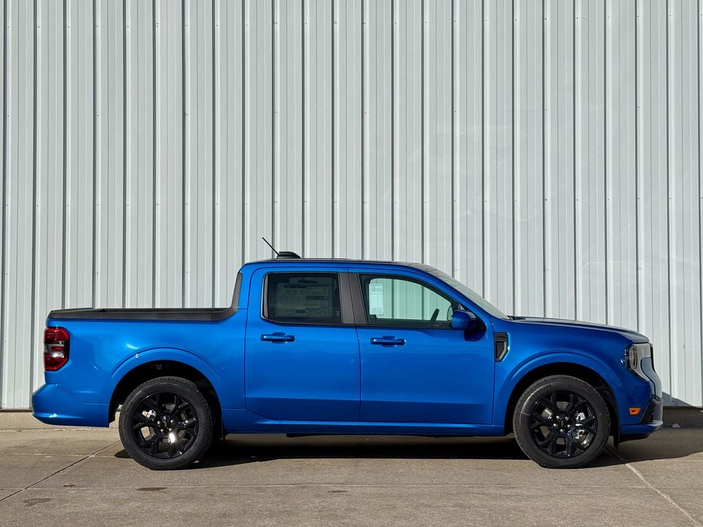 2025 Ford Maverick Lobo Standard