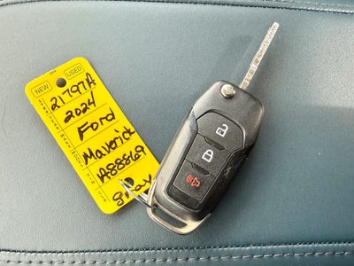 2024 Ford Maverick XL