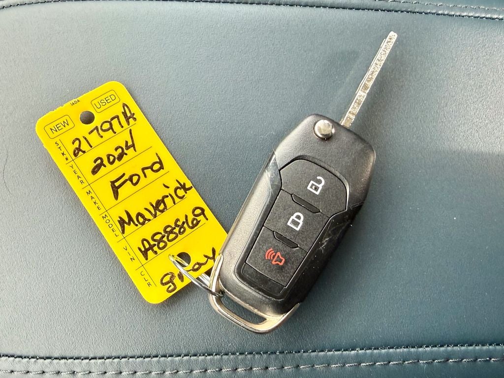 2024 Ford Maverick XL