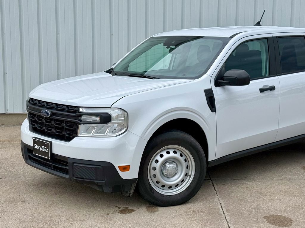 2022 Ford Maverick XL