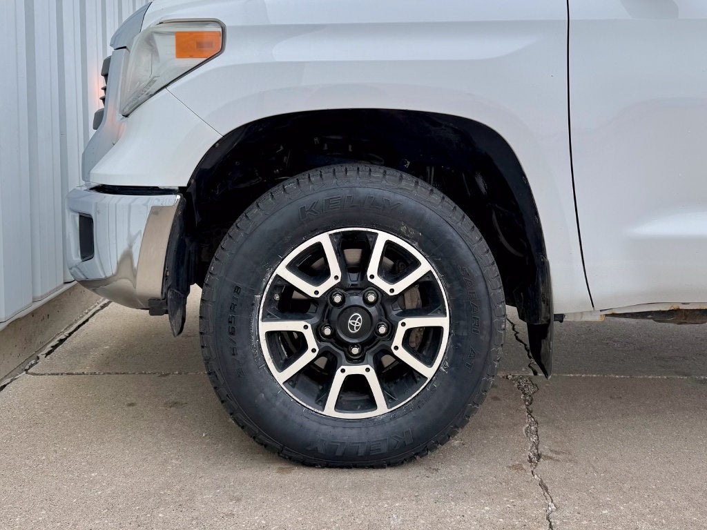 2014 Toyota Tundra SR5