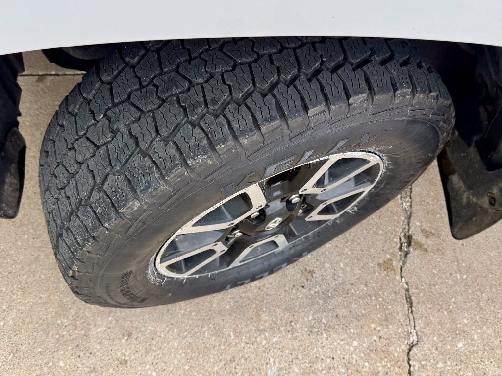 2014 Toyota Tundra SR5