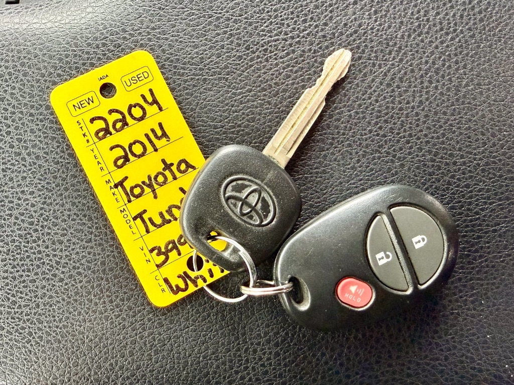 2014 Toyota Tundra SR5