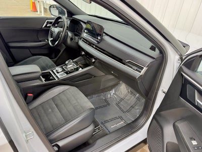 2024 Mitsubishi Outlander SE Black Edition