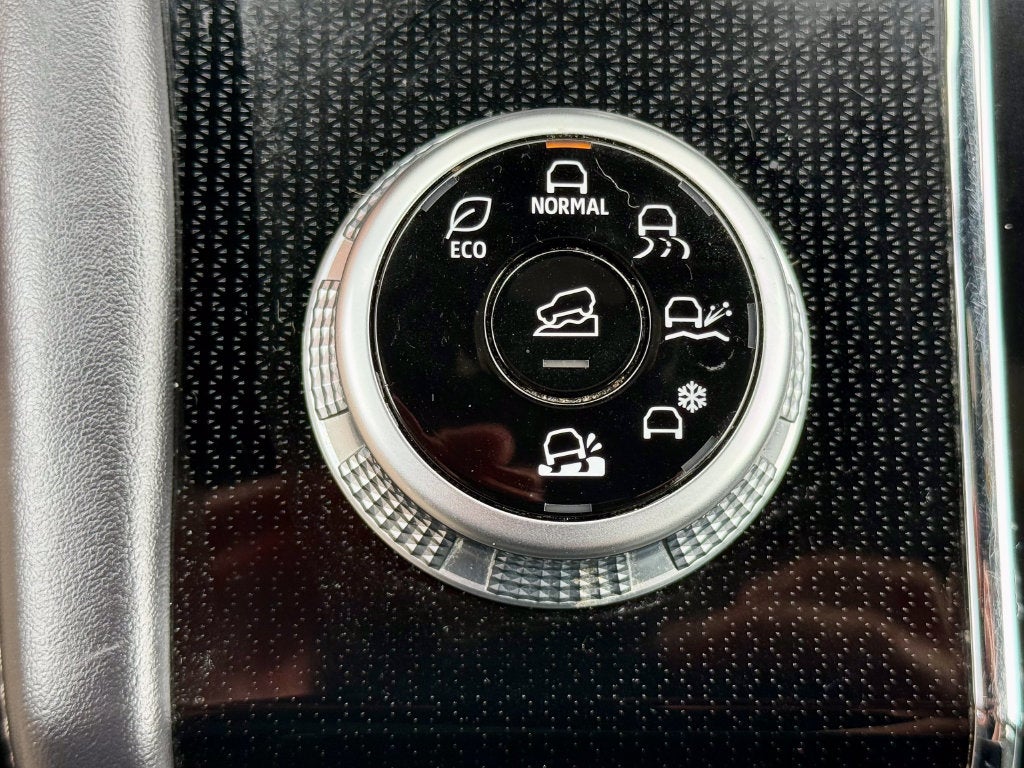 2024 Mitsubishi Outlander SE Black Edition