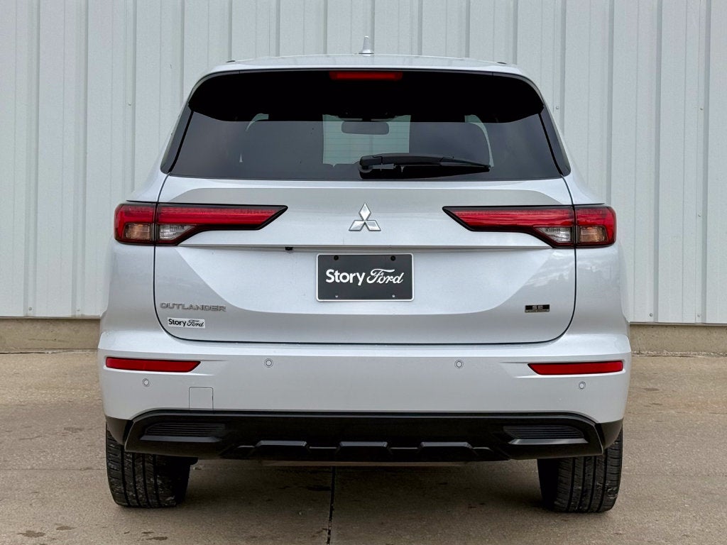 2024 Mitsubishi Outlander SE Black Edition